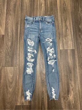 American Eagle Outfitters Ripped Skinny Jeans
